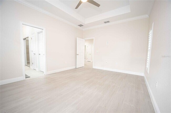 Building Photo - 4995 NE 125th Lp