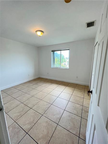 Building Photo - 2185 NW 16th Terrace