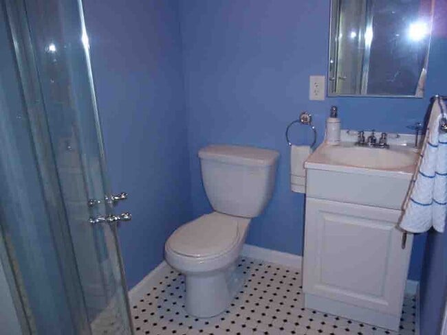 Building Photo - 23 Nelson St