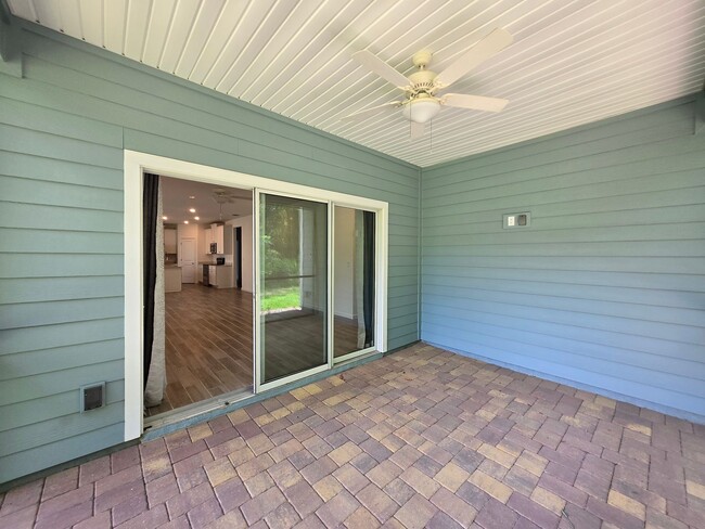 Building Photo - Beautiful 3-Bed, 2.5-Bath home in Tara Lane
