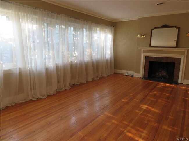 Building Photo - 125 Elmwood Ave