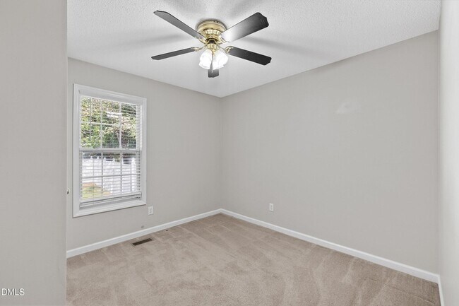 Building Photo - 1224 Grovewood Dr