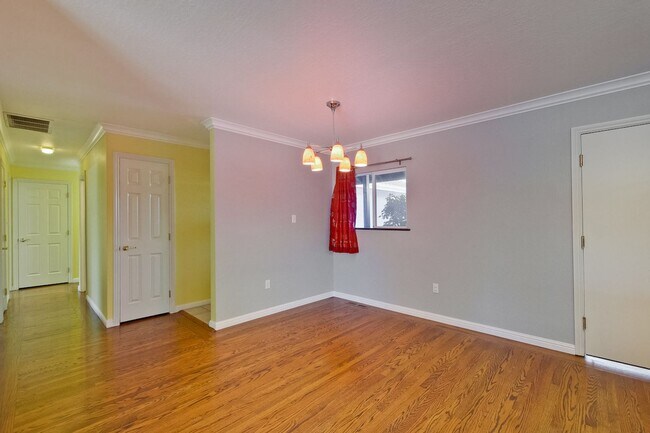 Building Photo - Wow! What a Great Home! Available Soon!