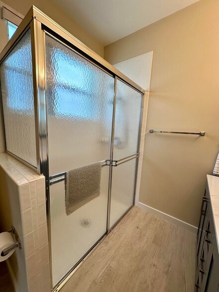 Building Photo - 5791 Island Reach Ln