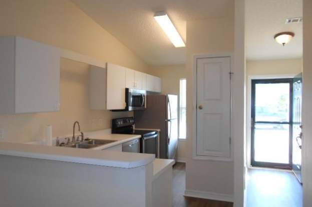 Building Photo - 2232 Trailwood Dr