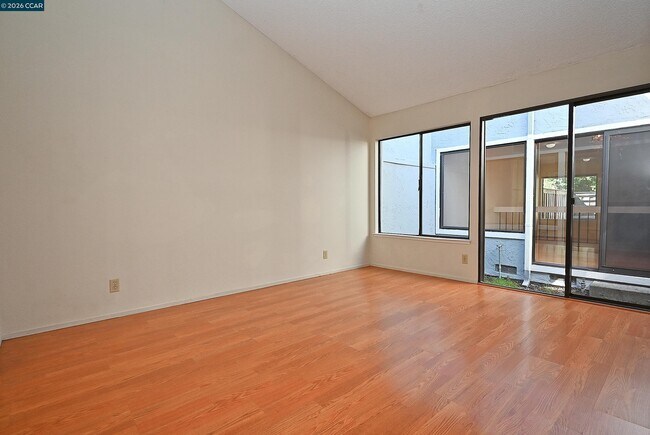 Building Photo - 200 Powhattan Ct