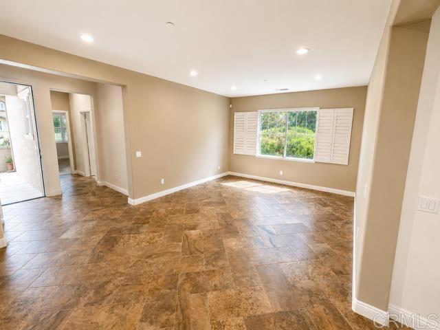 Building Photo - 1247 Bellingham Dr