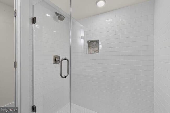 Building Photo - 1259 S 19th St