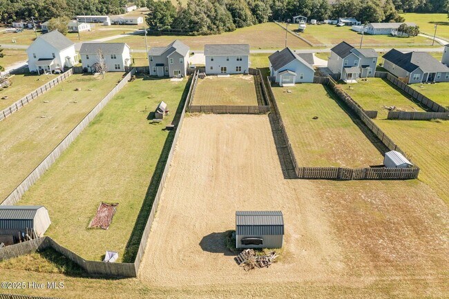 Building Photo - 216 Shell Rock Landing Rd