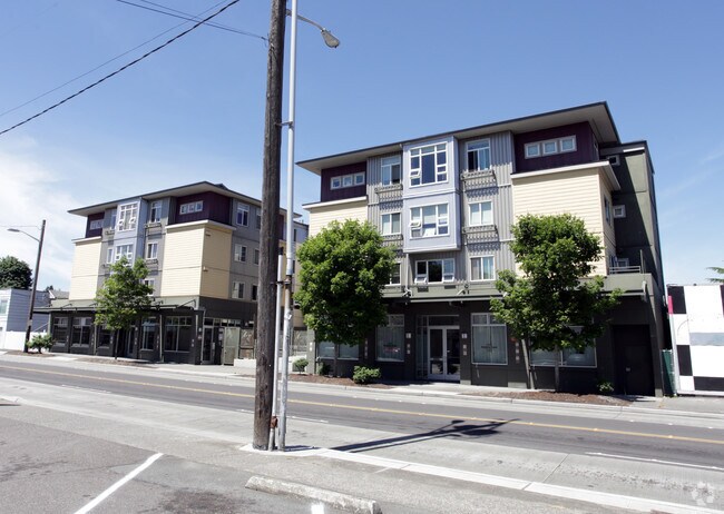 Building Photo - Cate Apartments