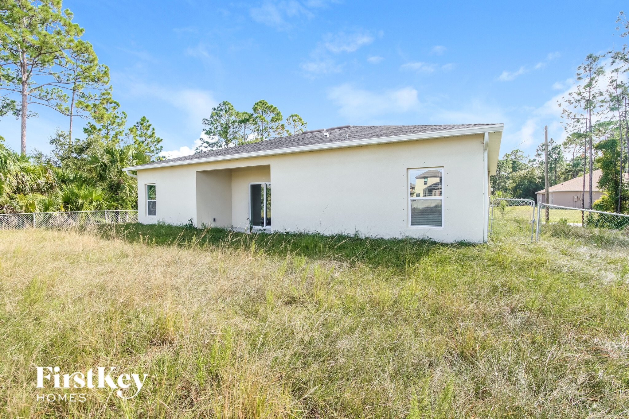 Building Photo - 515 Paigo St SE