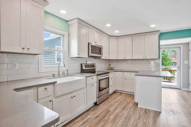 Building Photo - 3816 Chesapeake Beach Rd