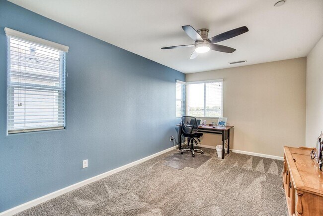 Building Photo - 3678 Parkstone Wy