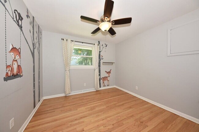 Building Photo - 12475 Elmhurst Pkwy