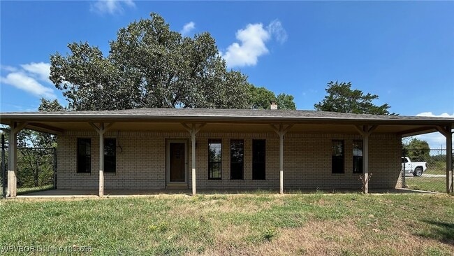 Primary Photo - 1401 E Folsom Blvd