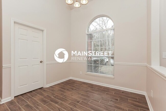 Building Photo - 3 Bedroom Pet-Friendly Home in ANTIOCH, TN with Main Street Renewal