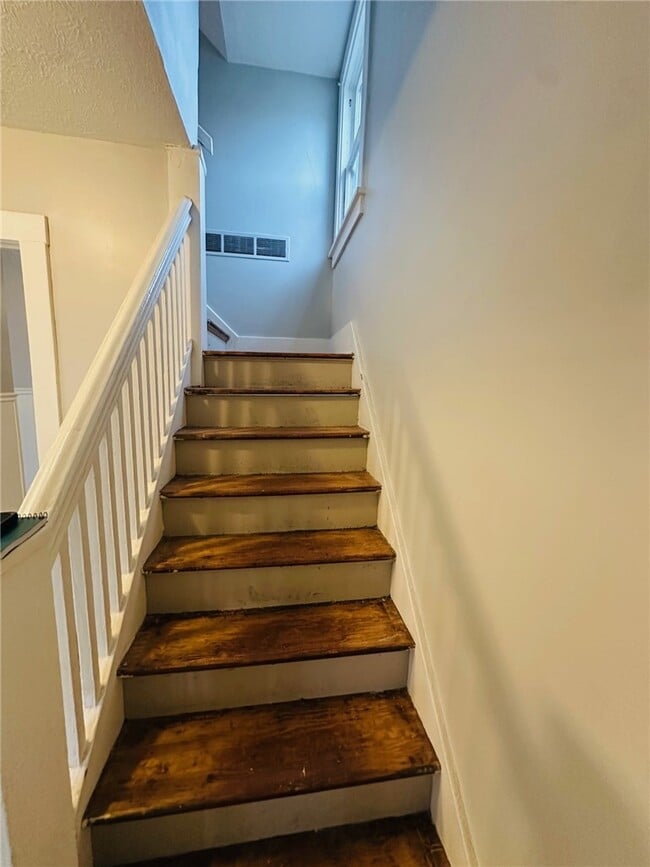 Building Photo - 511 S Lincoln Rd