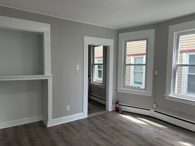Building Photo - 429 Dixwell Ave