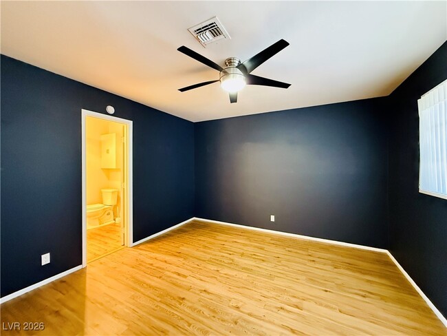 Building Photo - 1208 Buehler Dr