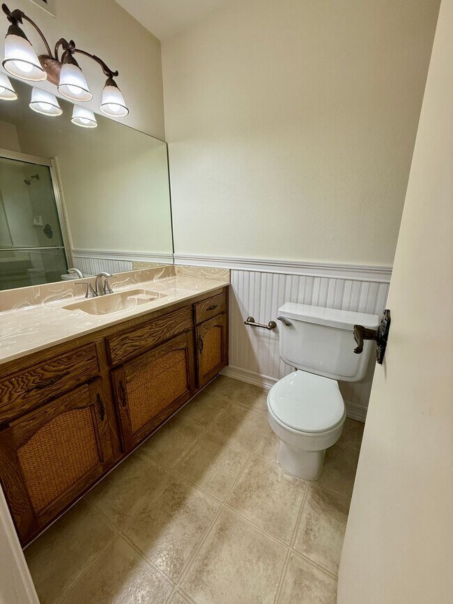 Building Photo - Rancho Del Oro Condo