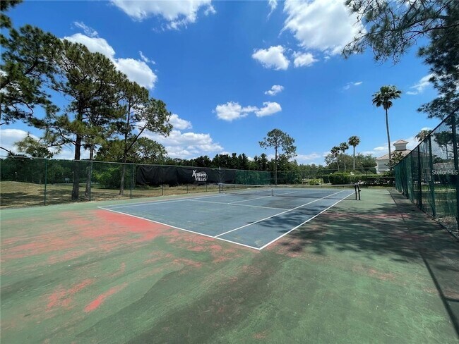 Building Photo - 13905 Fairway Island Dr