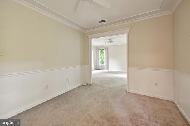 Building Photo - 720 Beacon Hill Terrace