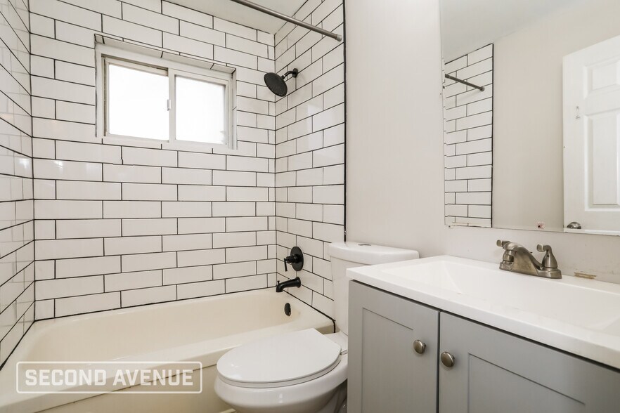 Building Photo - 4656 Linda Dr