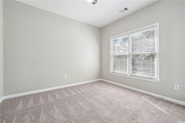 Building Photo - 10090 Jones Bridge Rd