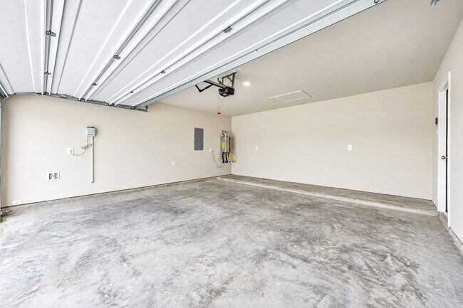 Building Photo - 18539 Lndg Mdws Ln