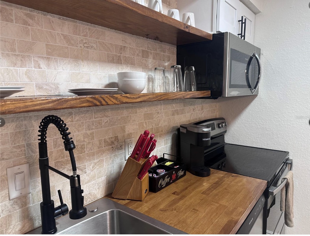 Building Photo - 2216 Grand Cayman Ct