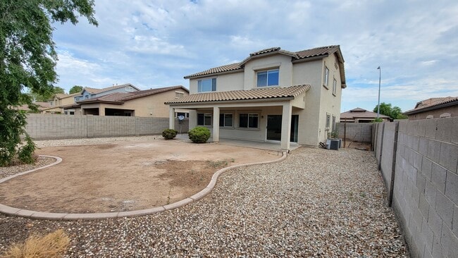 Building Photo - 4437 E Firestone Dr