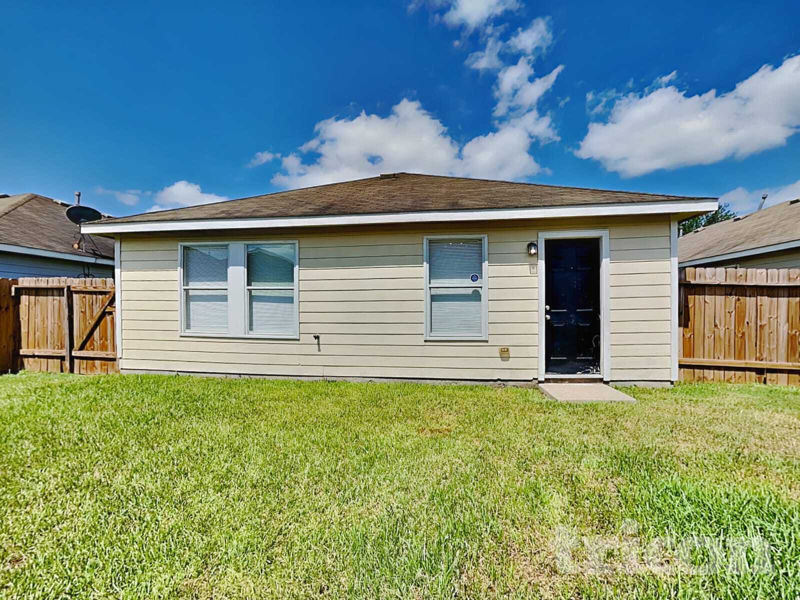 Building Photo - 20406 Clydesdale Ridge Dr