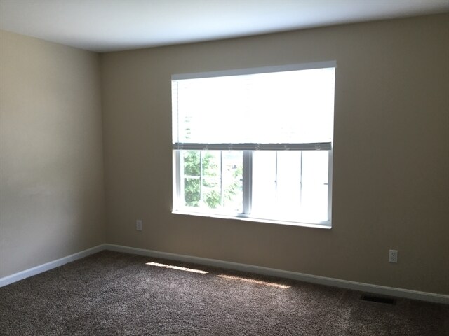 Building Photo - 947 Evergreen Park Ln
