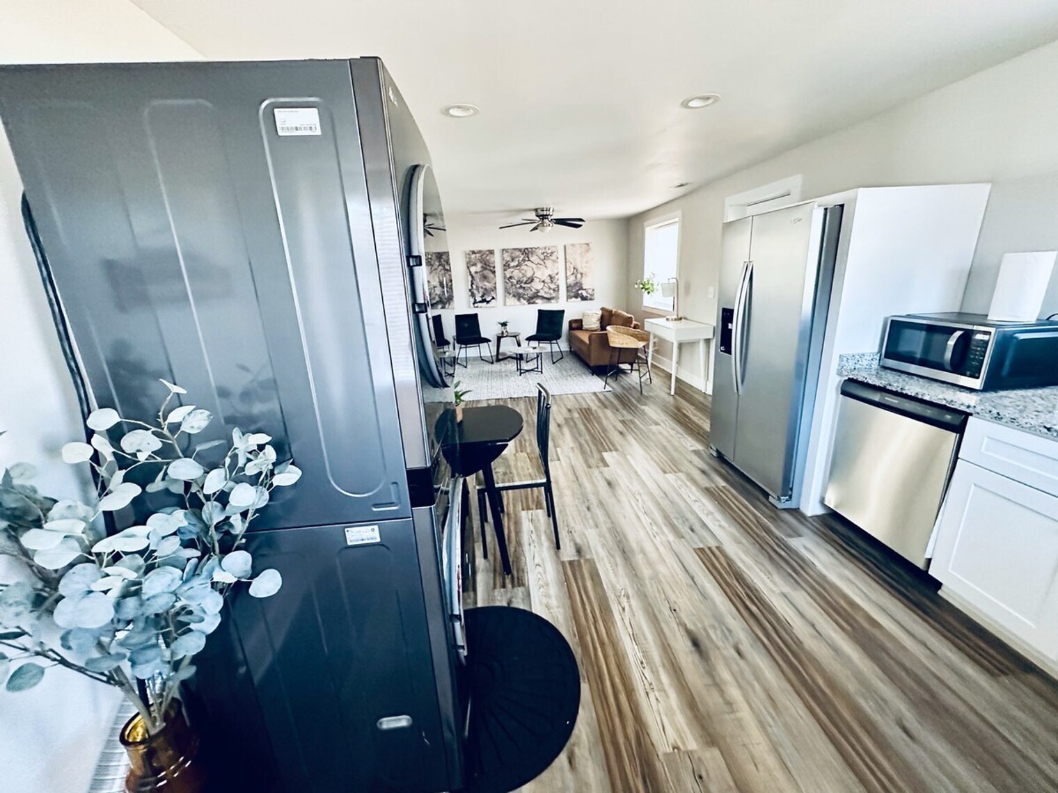 Building Photo - 403 Cedar Lane Rd