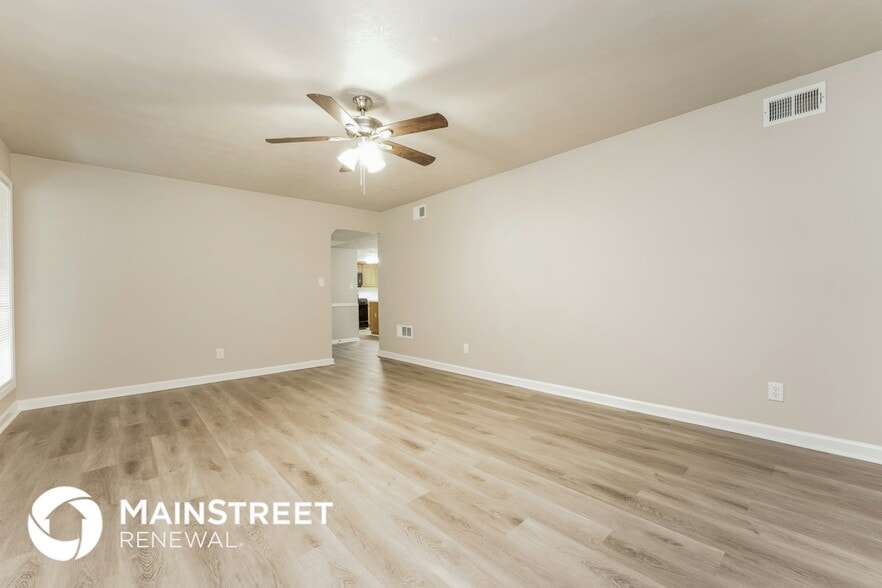 Building Photo - 103 Parkview Dr