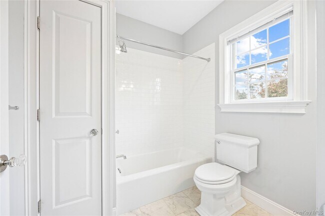 Building Photo - 420 Midland Ave