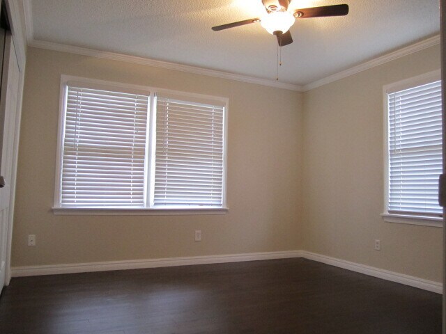 Building Photo - 4036 NW 30th Ter