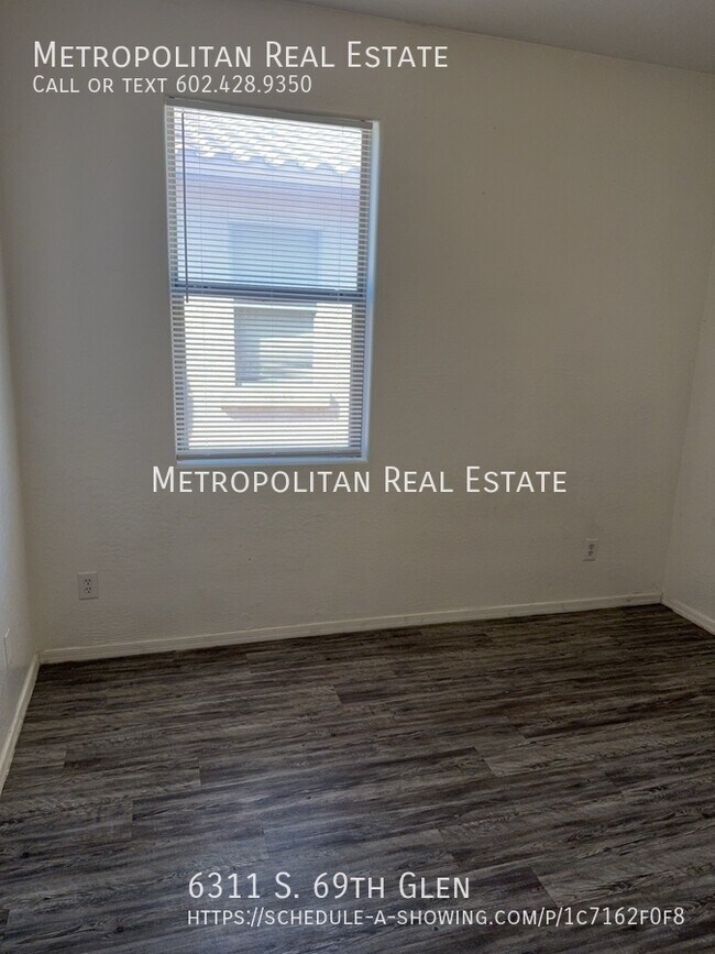 Building Photo - 6311 S 69th Glen