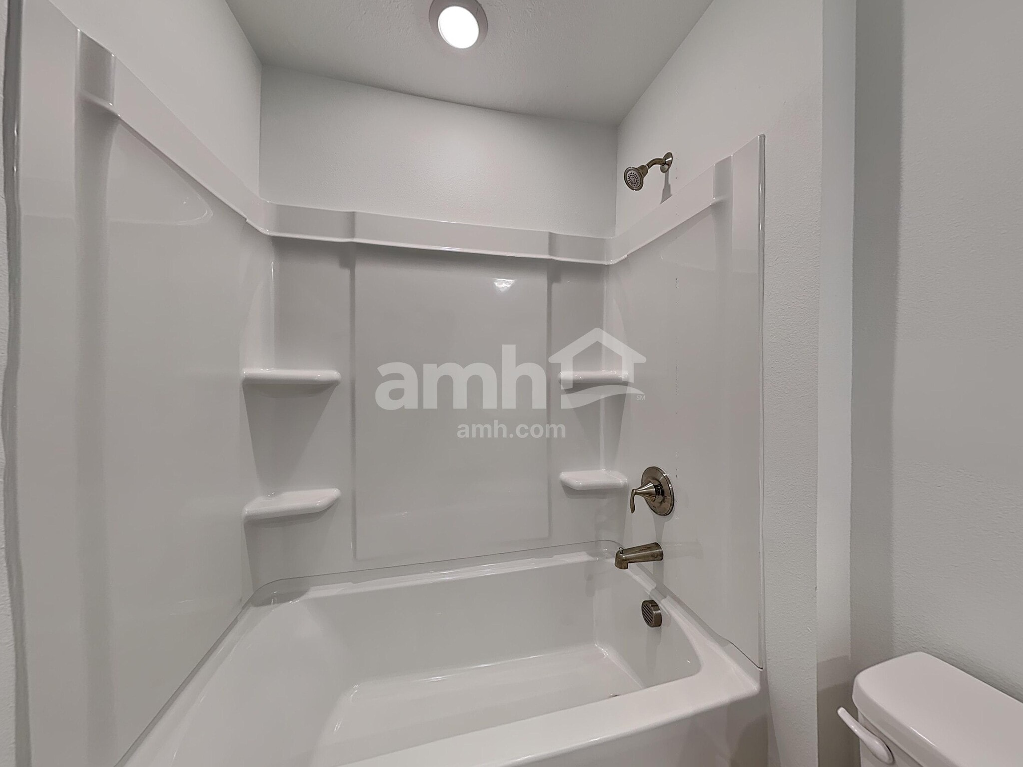 Building Photo - 16458 Cheyanne Ct