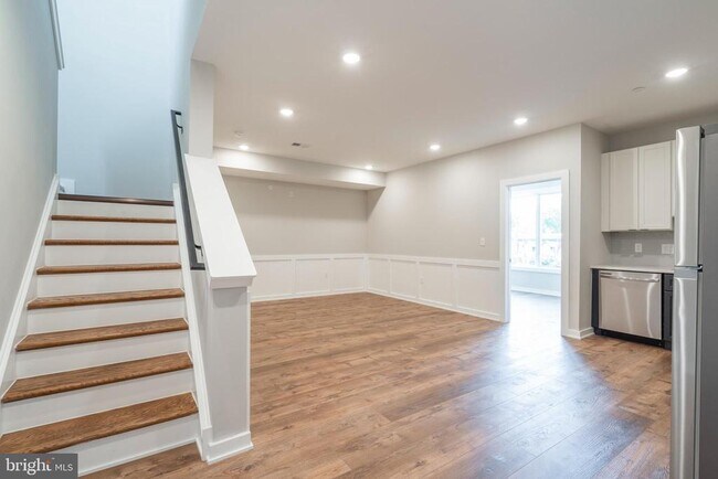 Building Photo - 435 N 35th St