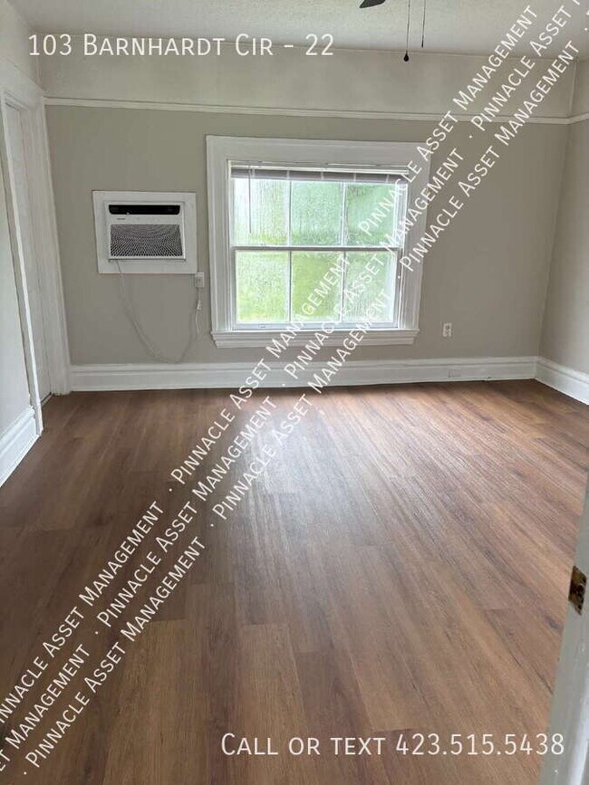 Building Photo - 103 Barnhardt Cir