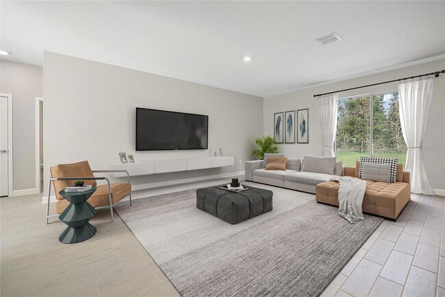 Building Photo - 5096 SW 154 Loop