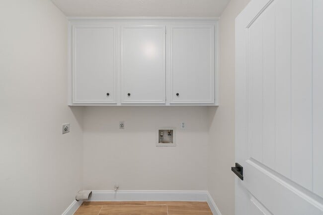 Building Photo - 15034 Rose Valley Dr