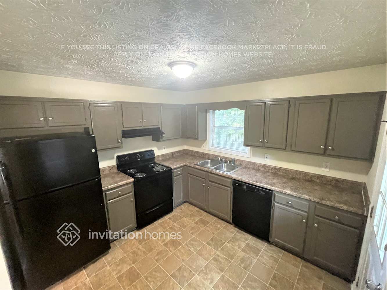 Building Photo - 3010 Mill Ct