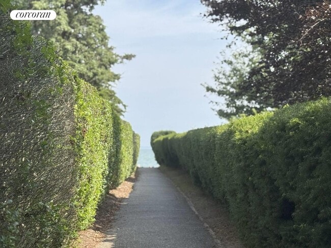 Building Photo - 315 Old Salt Rd