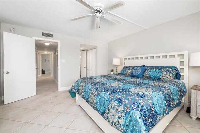 Building Photo - 1770 Benjamin Franklin Dr