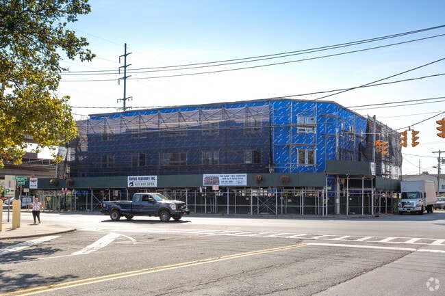 Building Photo - 1800 Great Neck Rd