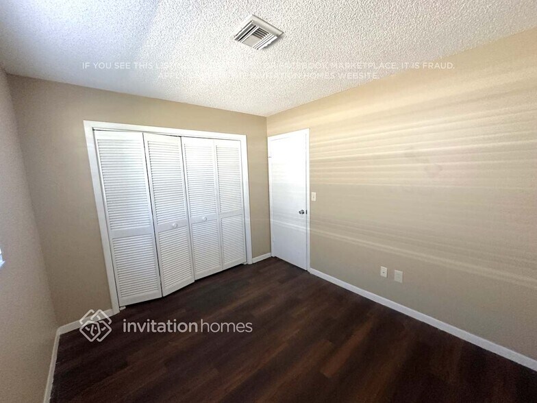 Building Photo - 1581 Wyndcliff Dr