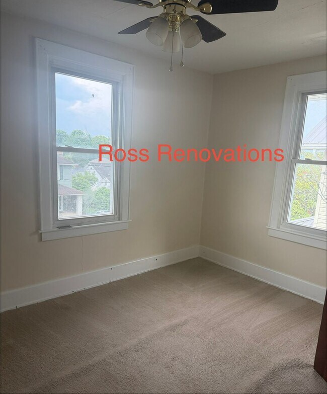 Building Photo - 3 Bedroom Home in Portsmouth, Ohio