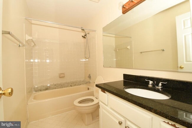 Building Photo - 7802 Mistic View Ct